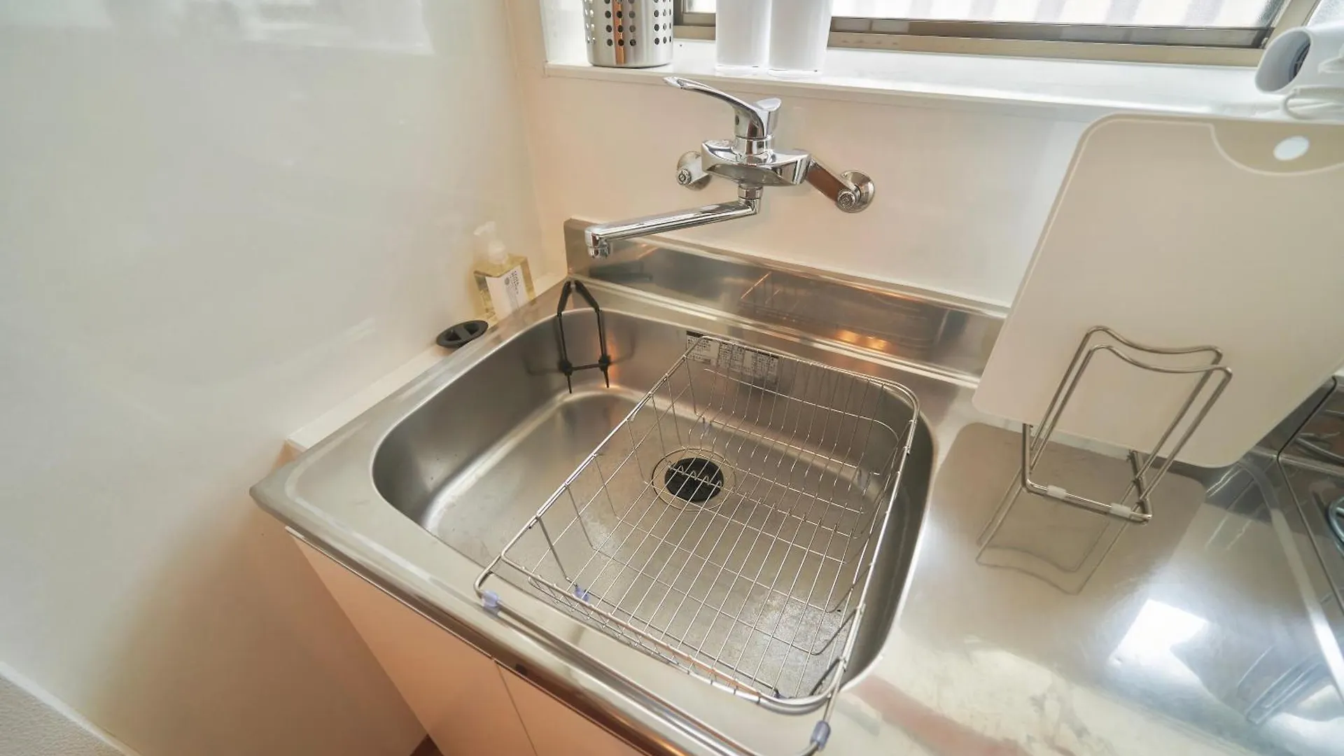 Tomarie Residential Suite Higashi-Tateishi Tokyo 0*,