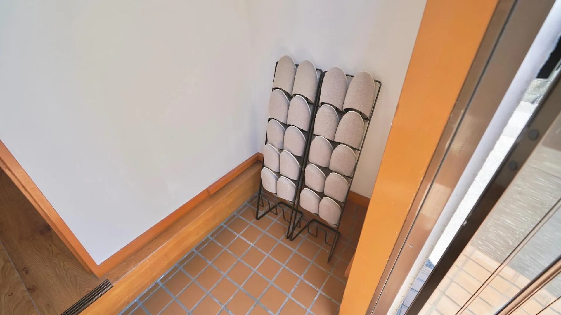 Tomarie Residential Suite Higashi-Tateishi Tokyo 0*,